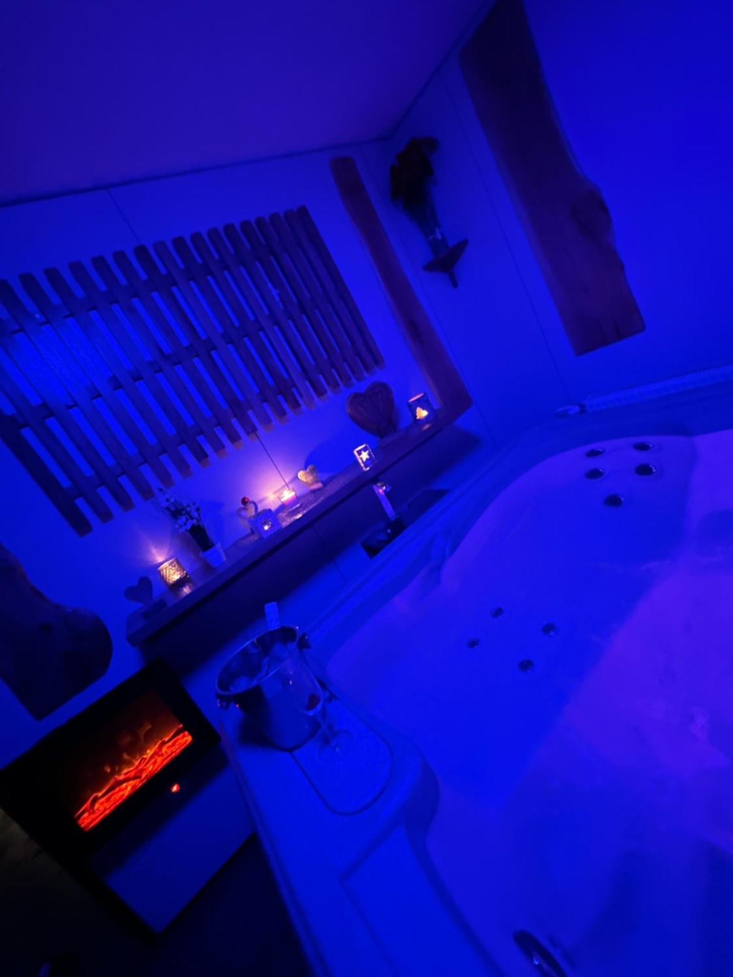 ליוטומר Apartments And Wellness Scavnicar מראה חיצוני תמונה